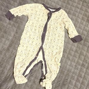 Bear hug footie PJ set